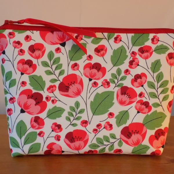 'Poppies' Floral Fabric Make Up Case Bag Cosmetics Purse Pouch Cotton Lined