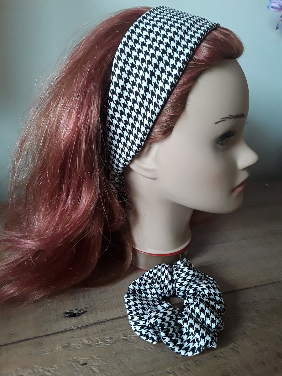 Hair band and scrunchie set