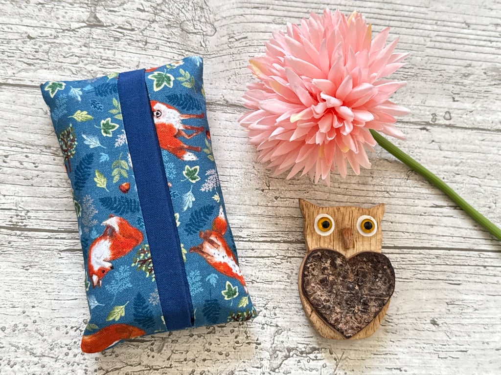 Fabric Pocket Tissue Holder - Travel Tissue Case - Reusable Tissue Pouch for Bag