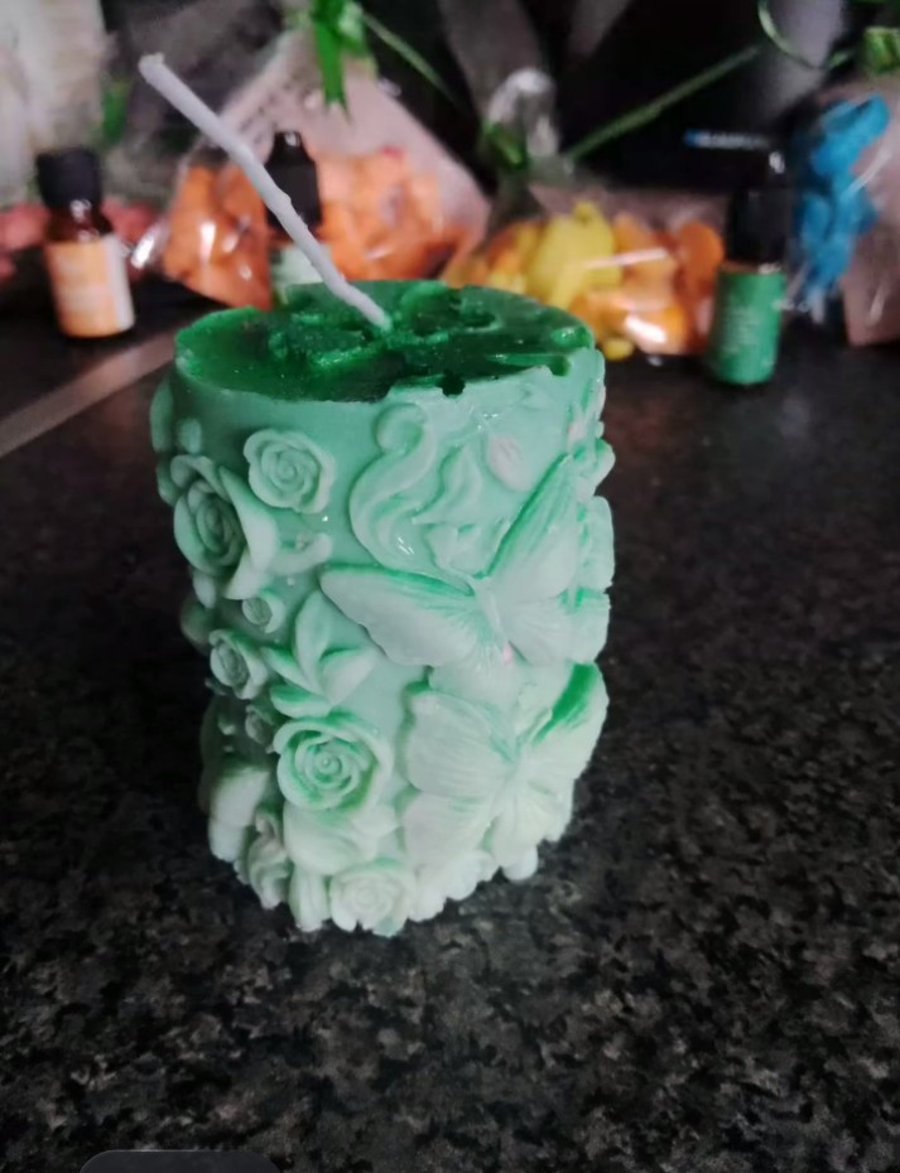 Handpoured scented candles 