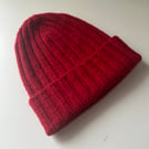 Red women's hat. Size 56 cm. Hand knitted.