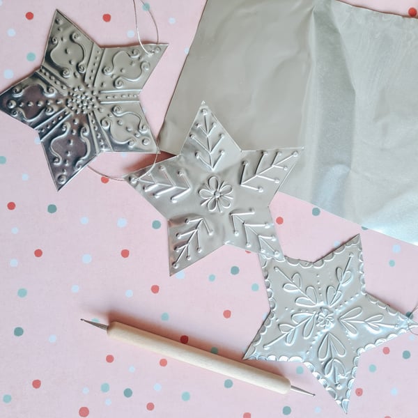 Christmas Metal Embossing - Cosy Crafting workshop