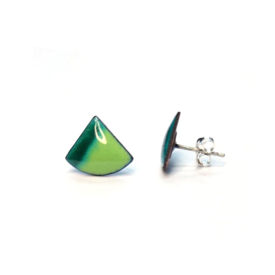 Green and light green enamel fan stud earrings