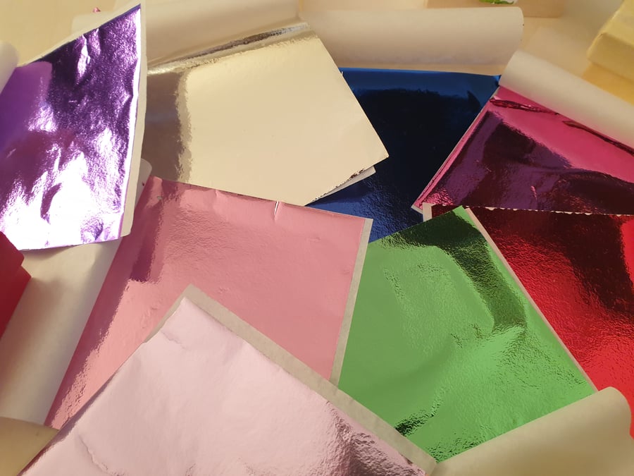 Pack of 40 - FOIL CRAFT SHEETS -VERY DELICATE- 8cms x 8 cms - COLOUR BOTH SIDES