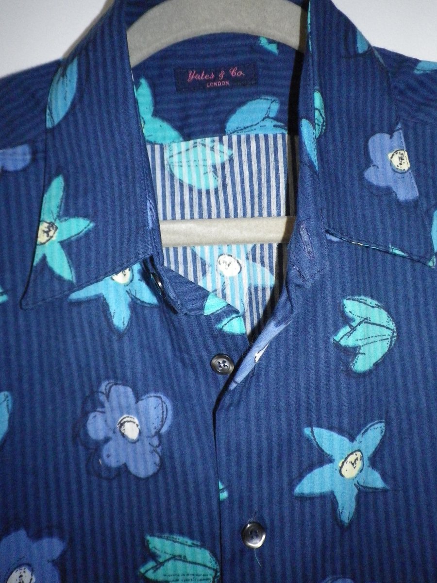 Royal blue, floral highlights, cotton, size M free shipping