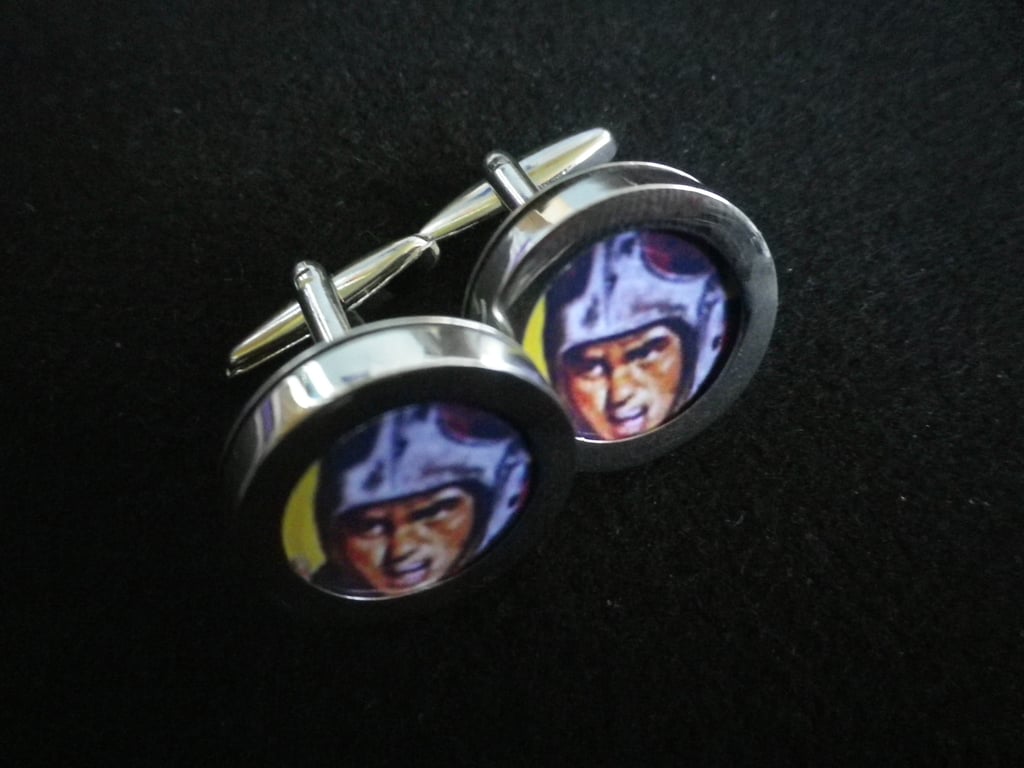 American Football cufflinks,free shipping, gift wrapped, terrific image, Ref 123
