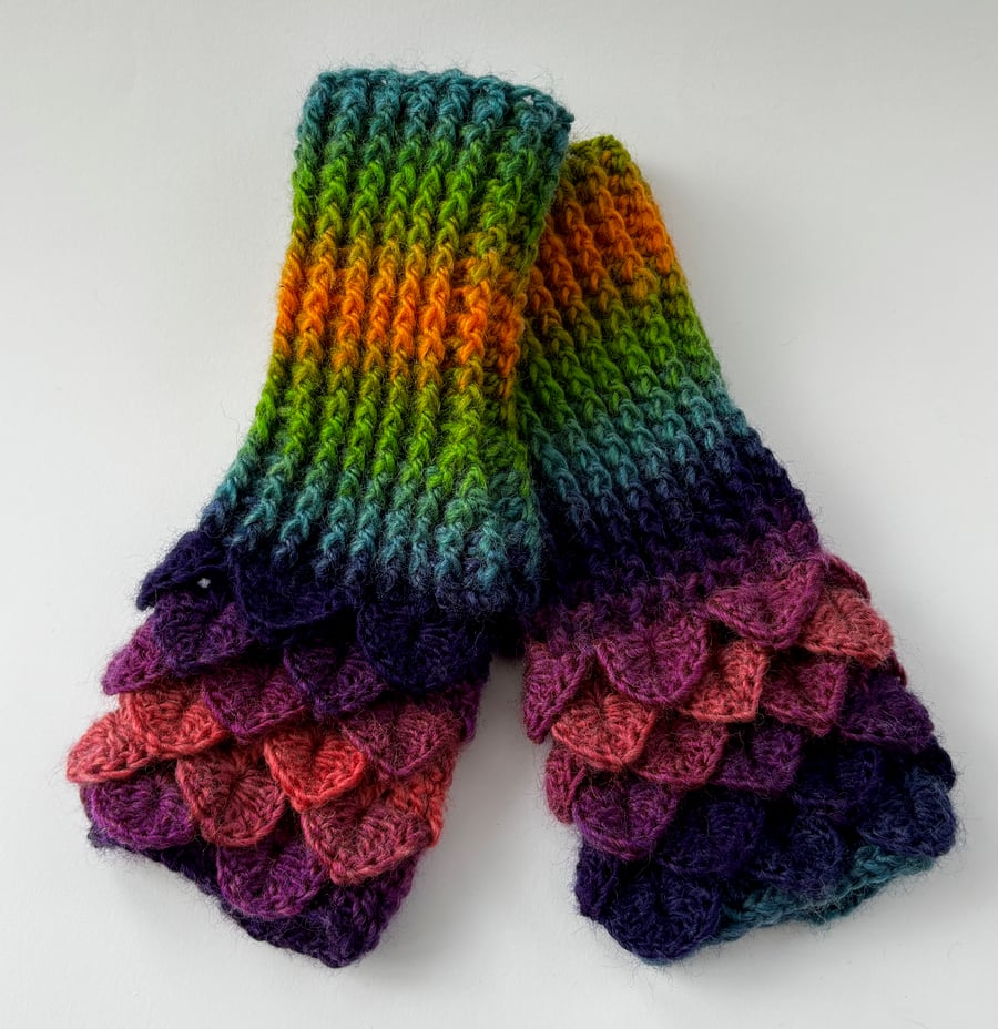 Crochet Dragon Scale Fingerless Mitts - Valentines Day, Mother's Day