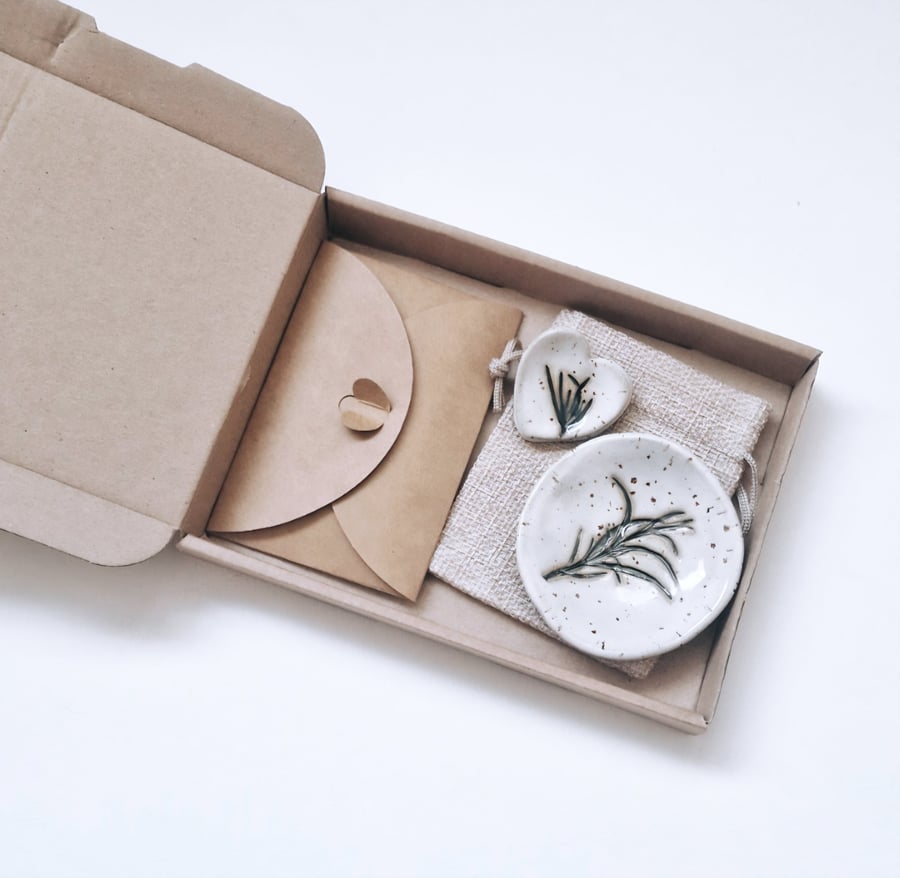 Ceramic Rosemary Trinket Dish & Worry Stone Christmas Gift Box
