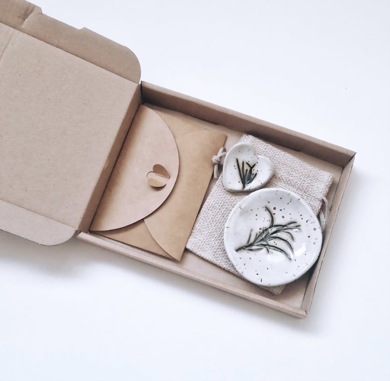 Ceramic Rosemary Trinket Dish & Worry Stone Christmas Gift Box
