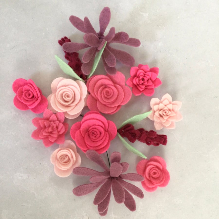 Shades of Pink Felt Flower Kit, Die cut felt flowers