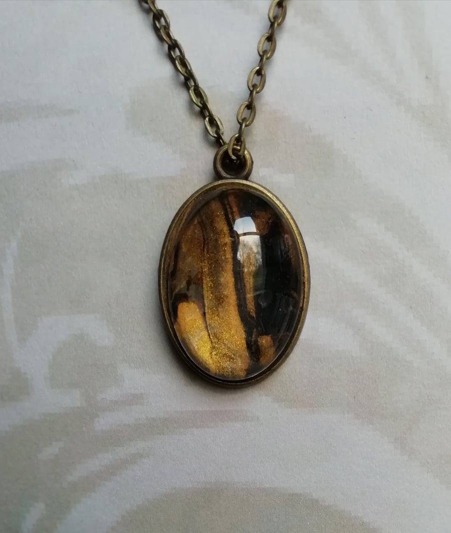 Marble pendant necklace 