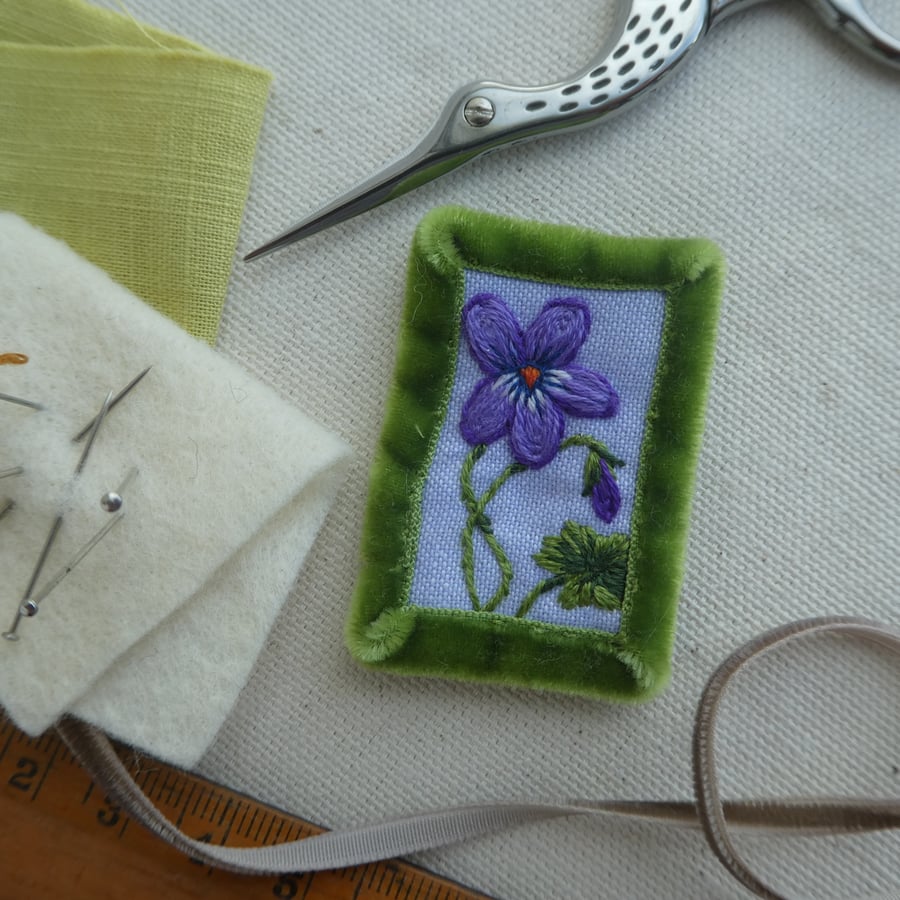 Violet and Leaf - brooch stitched by hand