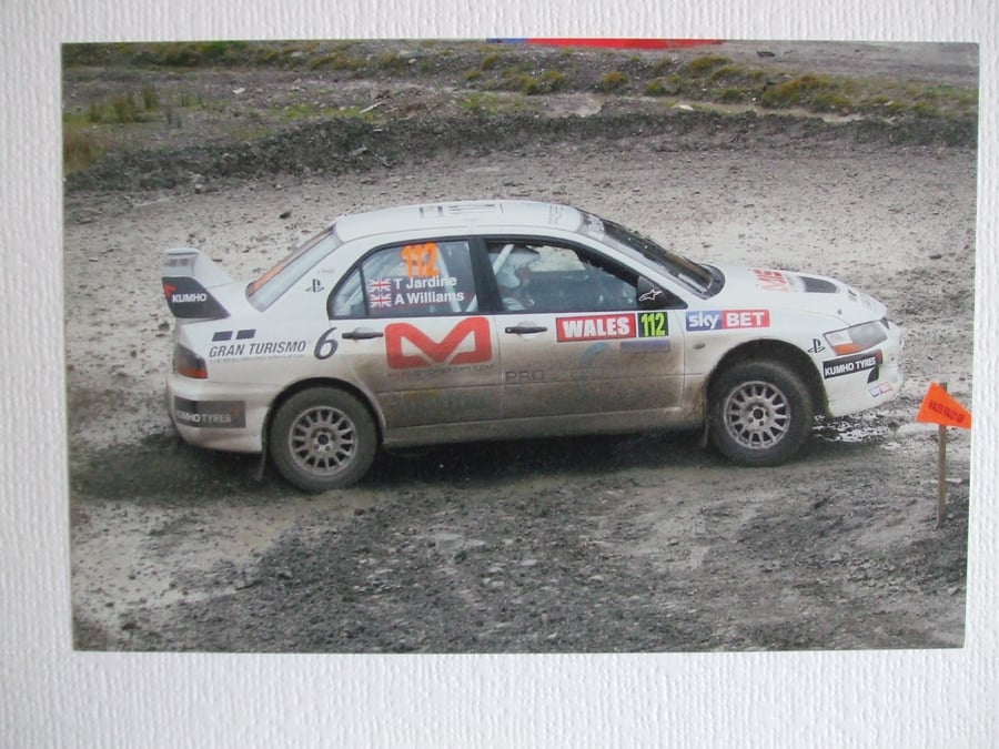 Photographic greetings card of a Mitsubishi Lancer Evo9. 