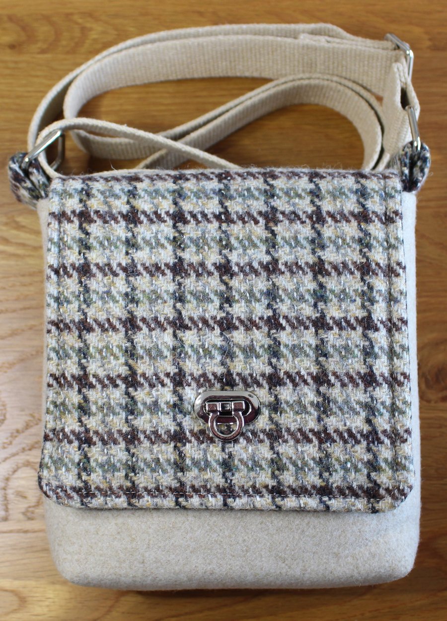 Tweed crossbody messenger bag