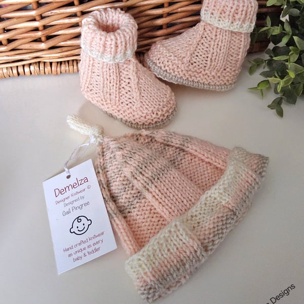 Designer Merino Wool Baby Hat & Booties Set 0-3 months size 
