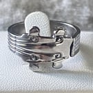 Guitar Ring