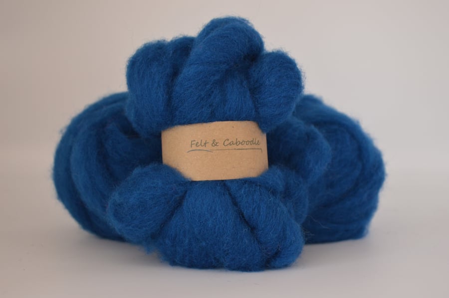 Deep Sea Blue Carded Corriedale wool fibre