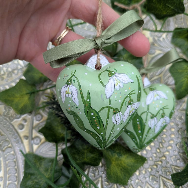 Snowdrop hand-painted ceramic Christmas bauble