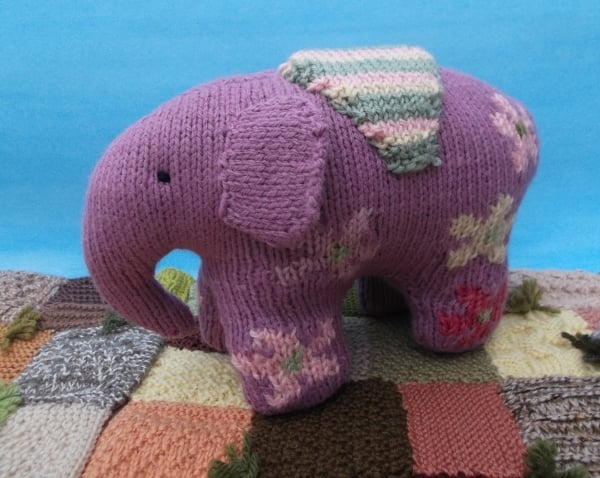 Knitted elephant