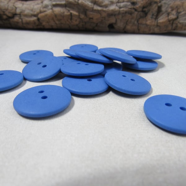 Flat Plain Bright Blue Buttons 20mm 24 pieces