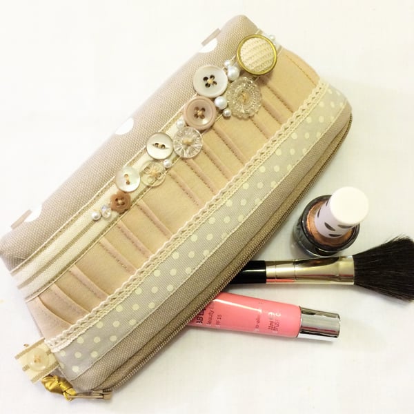 Sale Vintage Button Small Beauty Bag, Cosmetics Bag, Make Up Bag with Polka Dots