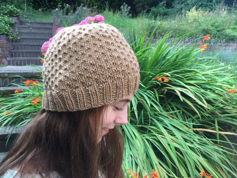Beanie Hat KNITTING PATTERN in PDF with Dot Stitch pattern