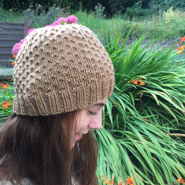 Beanie Hat KNITTING PATTERN in PDF with Dot Stitch pattern