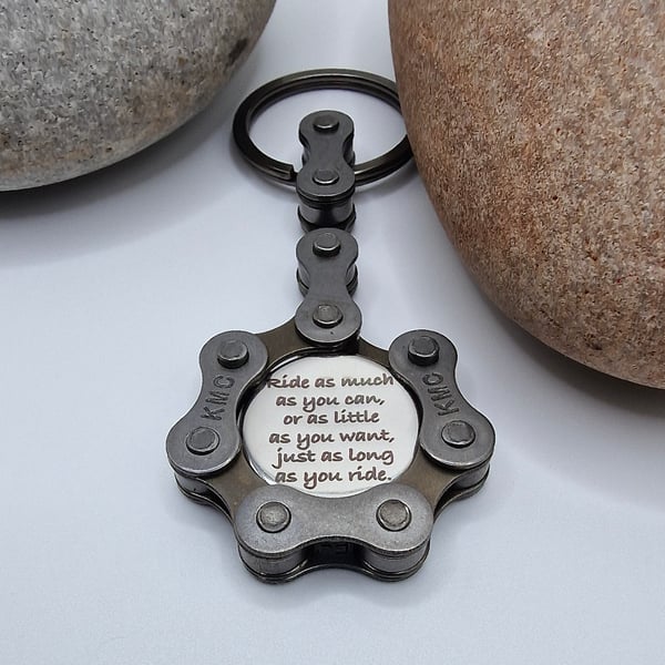 Personalised engraved bicycle chain keyring