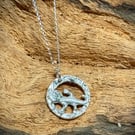 Silver gecko lizard pendant 