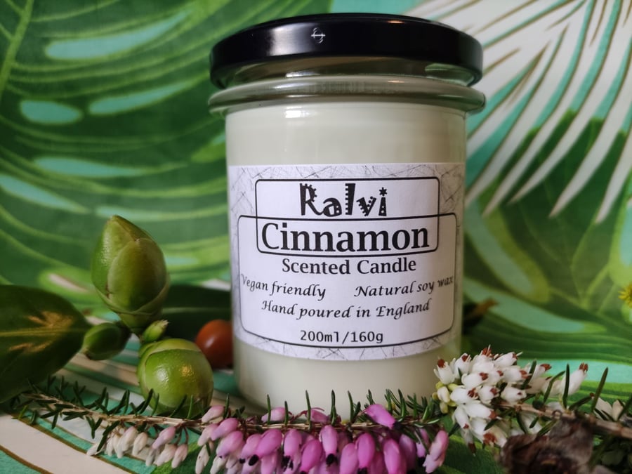 Cinnamon Scented Candle ,hand poured in Yorkshire