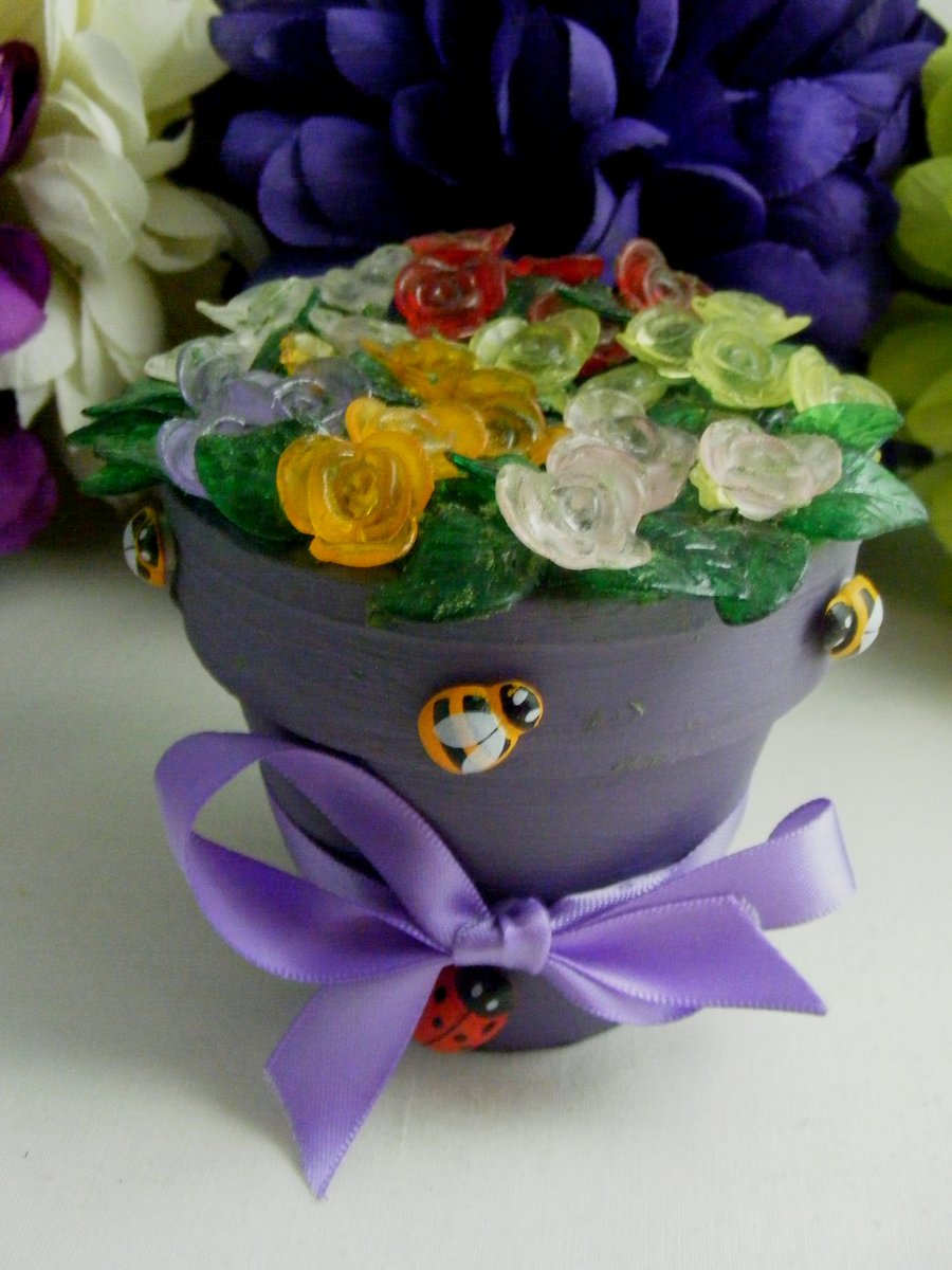 Handmade Potful of Roses Gift