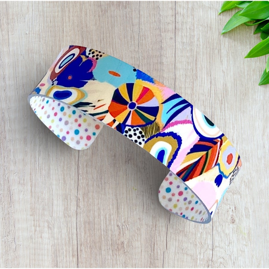 SALE: Bright abstract cuff bracelet, metal bangle. Perfectly impefect. 775