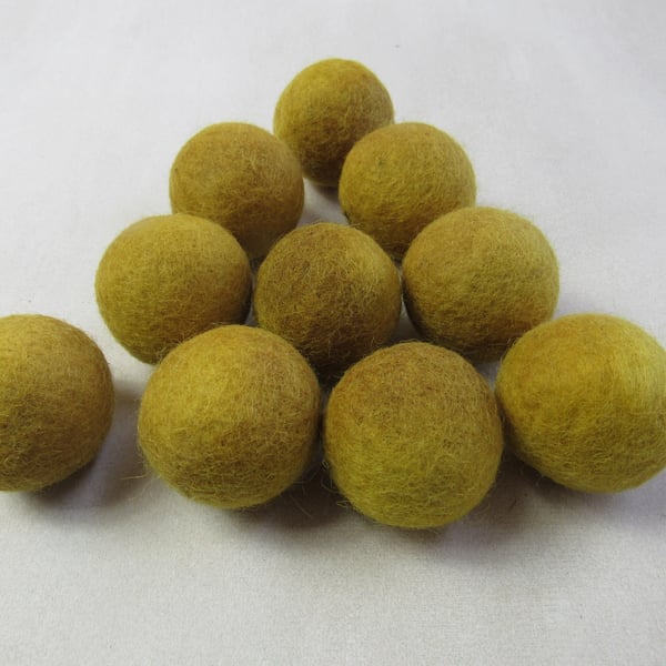 10 Large 3cm Weld Yellow Natural Dye Felt Balls