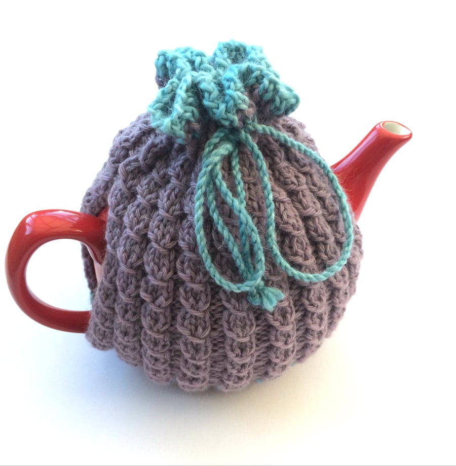 Lilac wool hand knit tea cosy