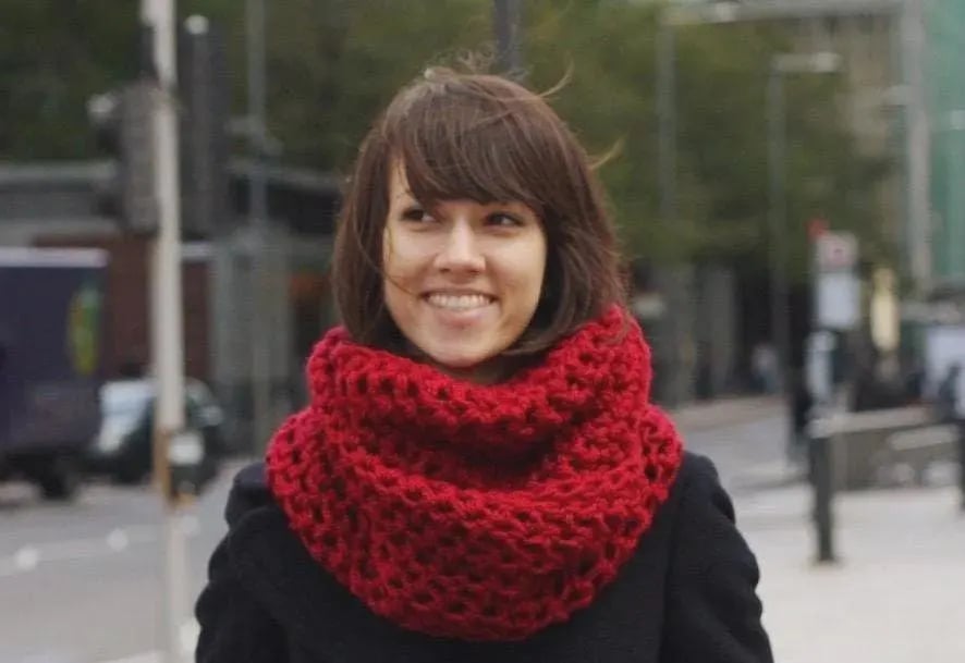 Chunky Circle Scarf Snood Red