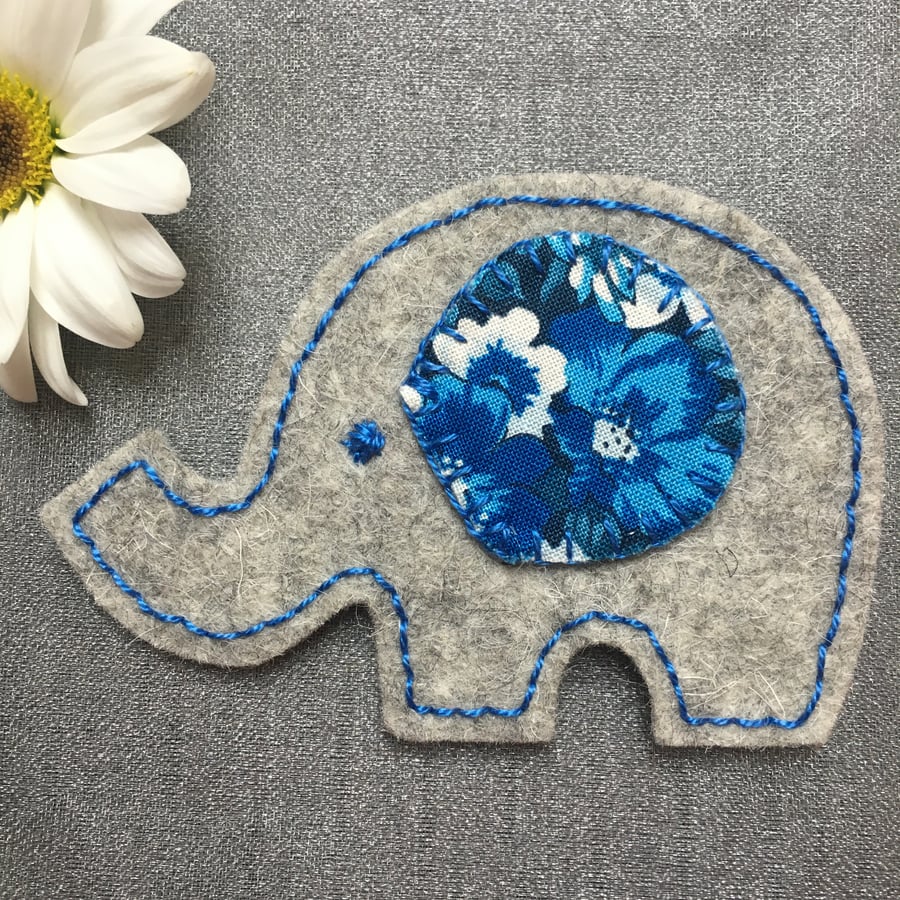 SECONDS SUNDAY Grey Wool Felt Elephant Brooch with Liberty Fabric