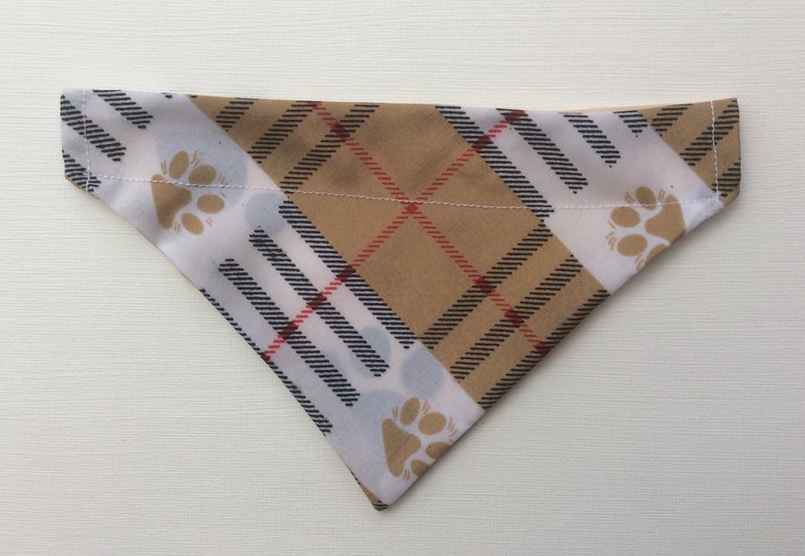 Reversible, over the collar bandana for small dog 