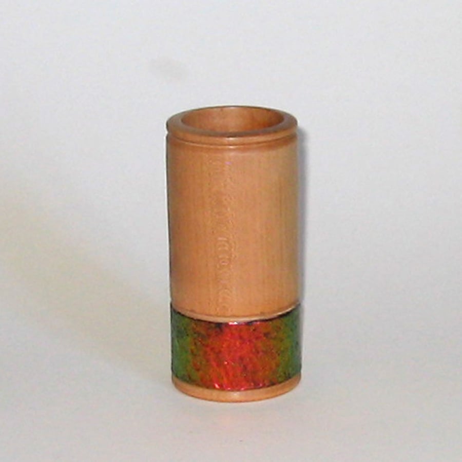 Iridescent brush pot