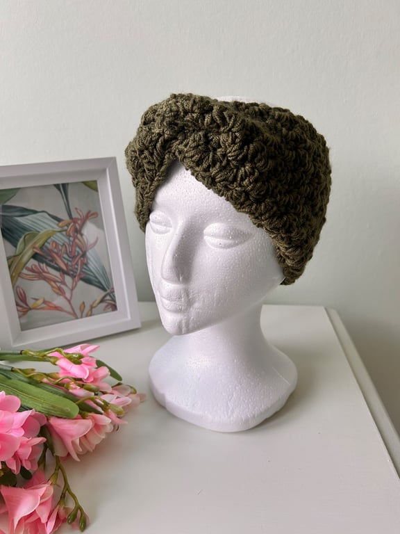 Cosy Crochet Twist Headband