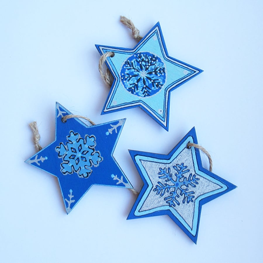 Christmas wooden stars  - Blue snowflakes