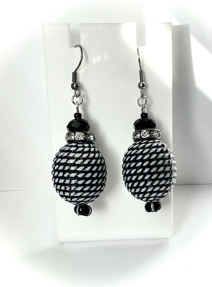 Chunky Bead Black and White Dangly Earrings