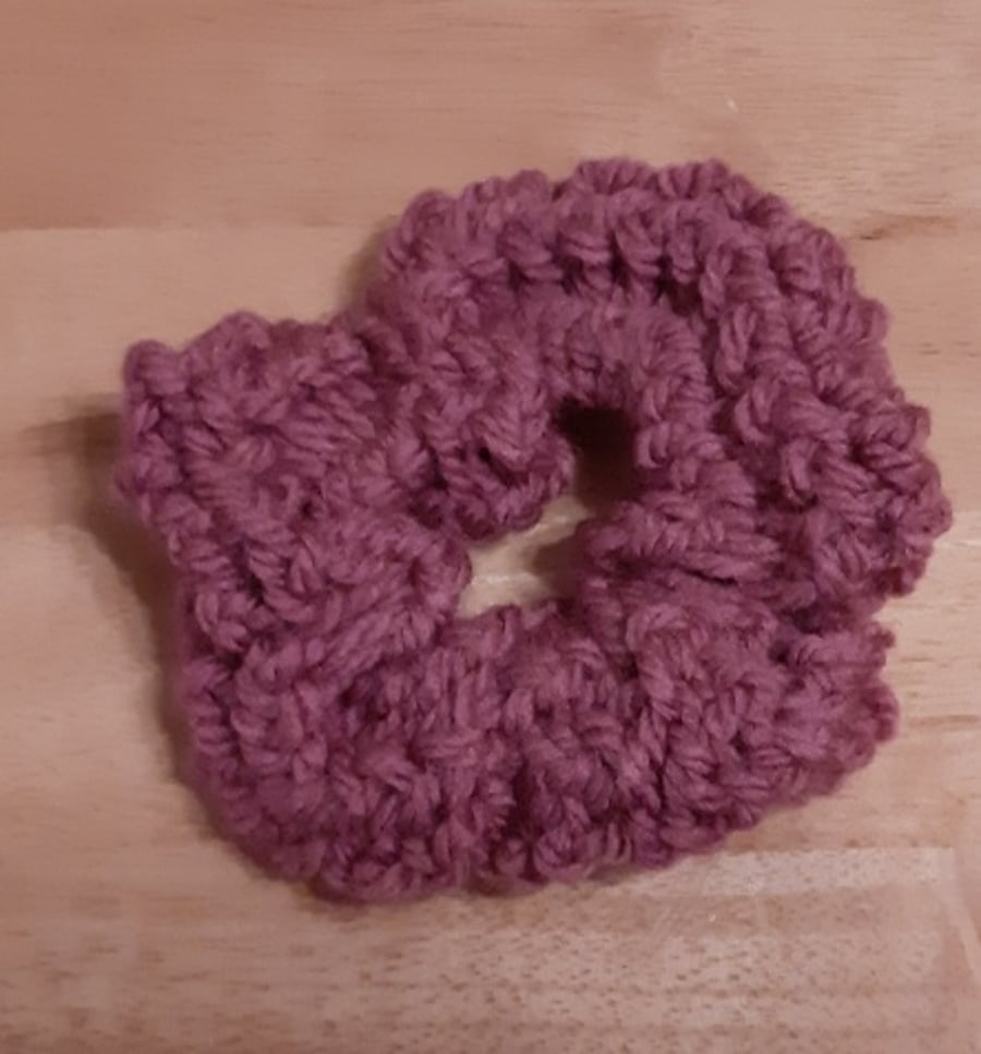 Dark Pink Chunky Knit Scrunchie