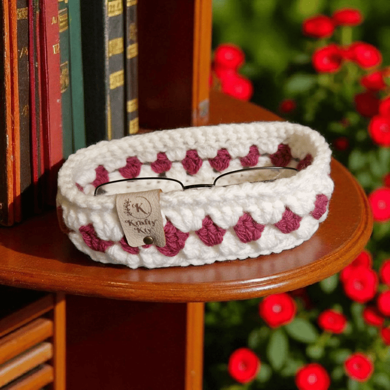 Glasses or trinket basket, hand crocheted 