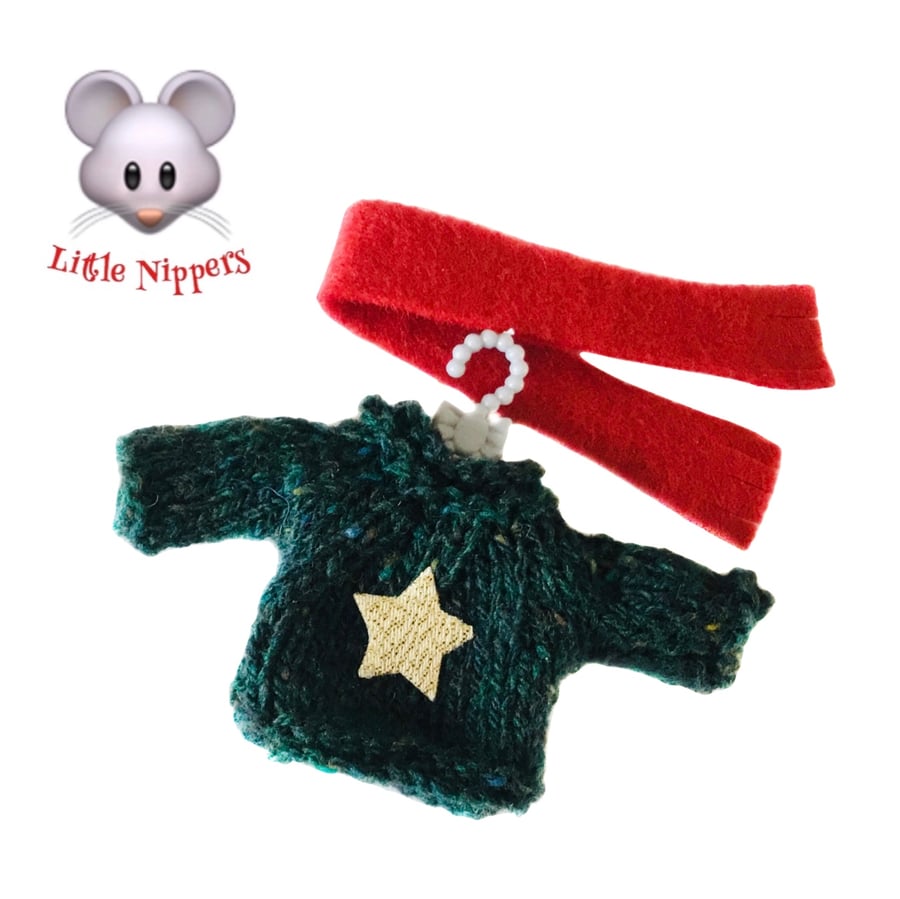 Little Nippers’ Green Star Jumper