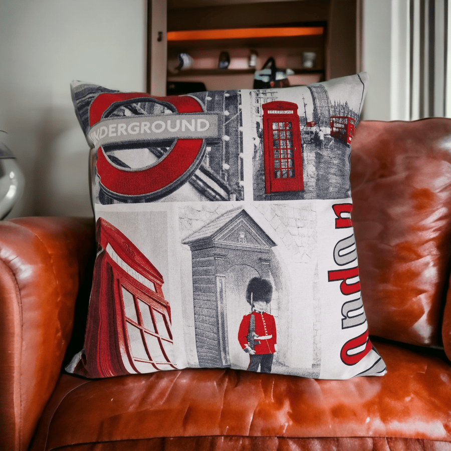 London Themed Gift Cushion Cover 40 x 40 cms 