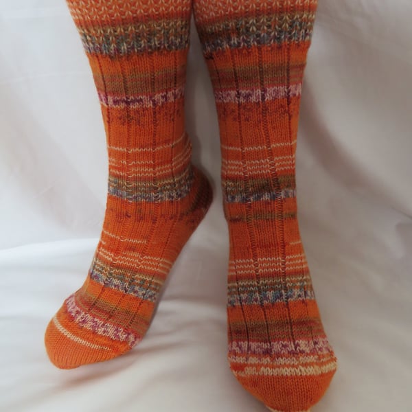 Hand-cranked Knitted Ribbed Wool Socks Size 6 to 7