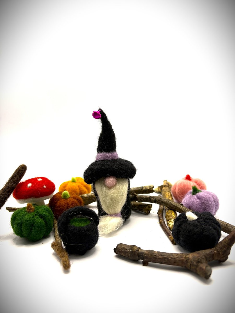 Handmade Halloween Needle Felted Wizard Gonk. White Beard Lavender Accents OOAk