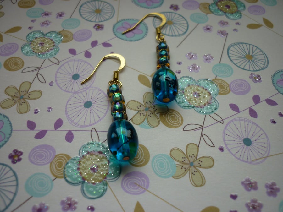 TEAL AND GOLD, GLASS BEADS EARRINGS.  1007