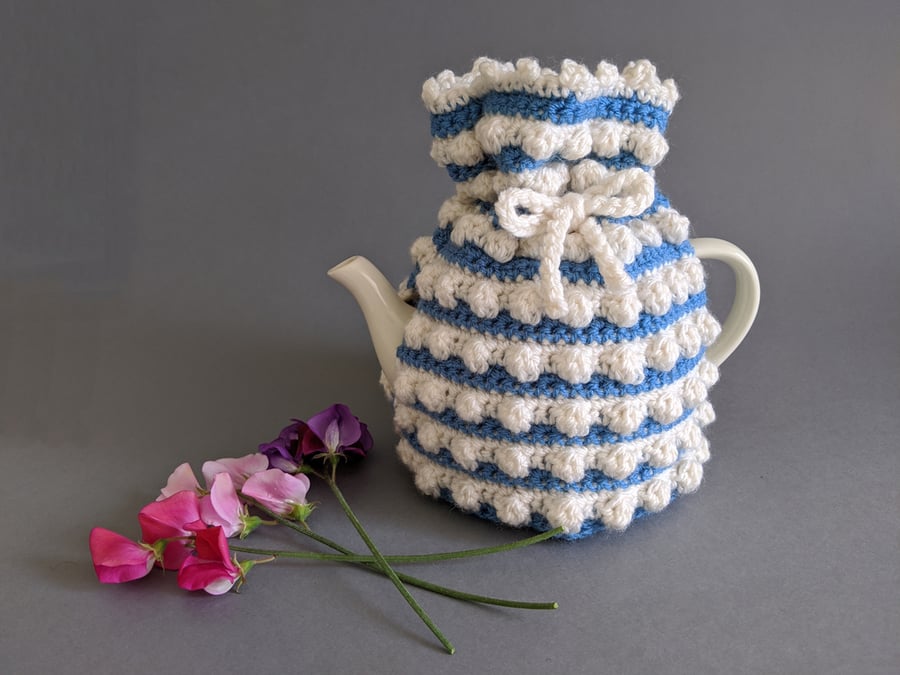 Cream & Blue Bobble Teapot Tea Cosy - Vintage Style