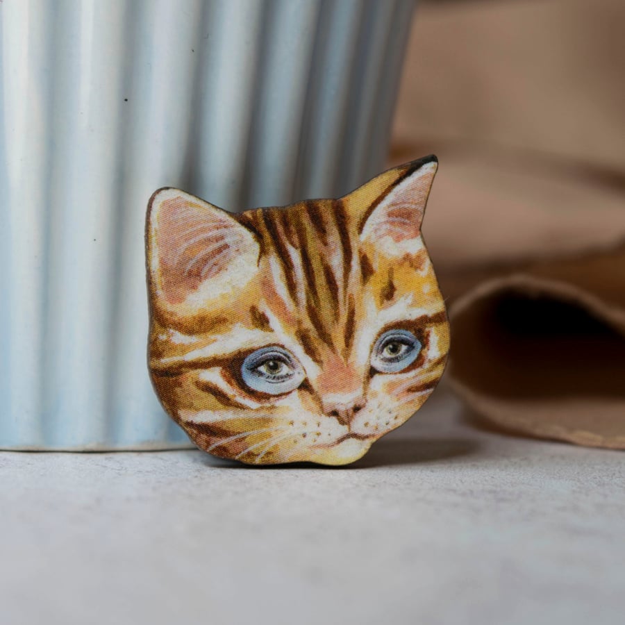 Ginger cat pin. Wooden brooch, laser cut